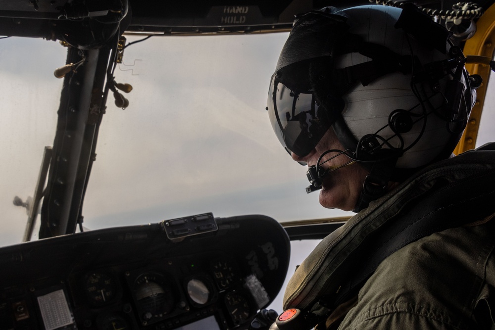 Col. Hunter celebrates final flight as a U. S. Marine Corps pilot