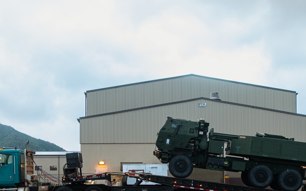 25th Infantry Division Receives HIMARS