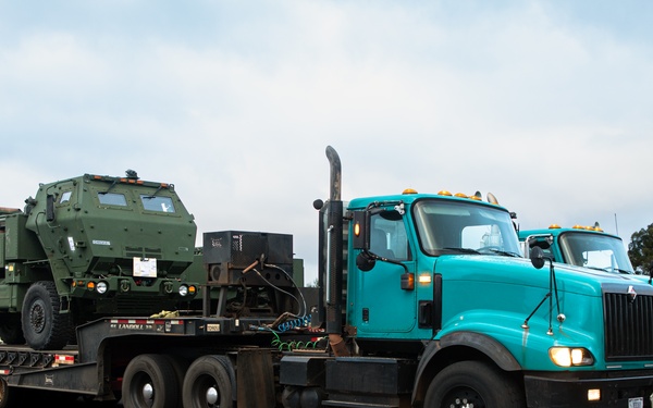 25th Infantry Division Receives HIMARS