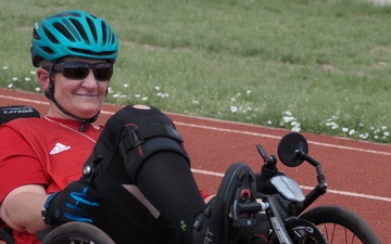 Chemical operations specialist takes aim at competition in Warrior Games