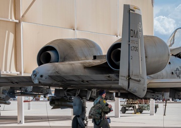 Aircraft maintenance at DM