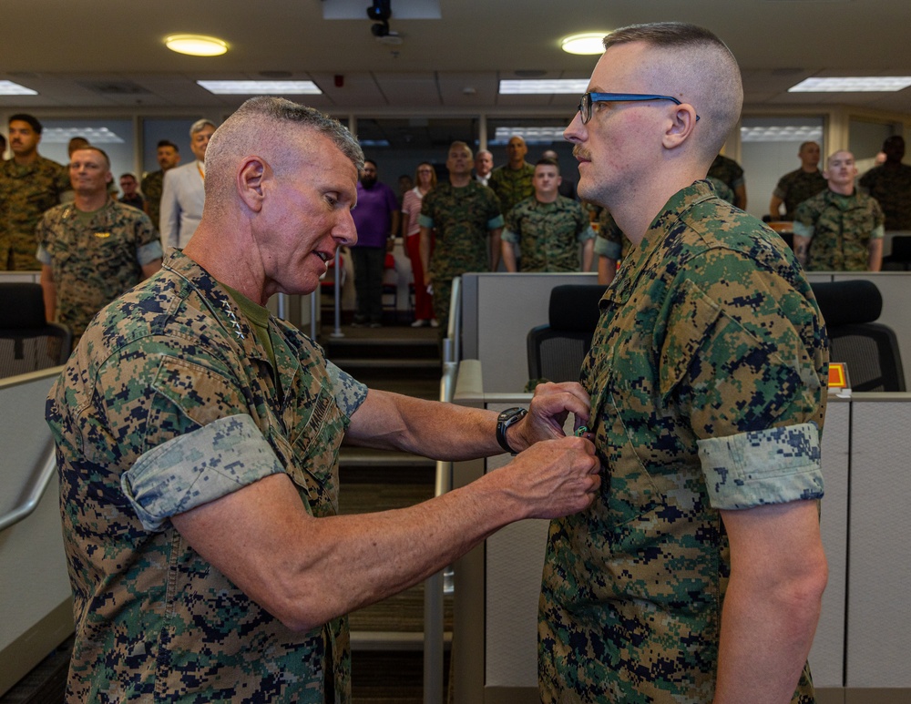 U.S. Marine Corps Commandant Gen. Eric Smith Visits Marine Forces Reserve and Marine Forces South