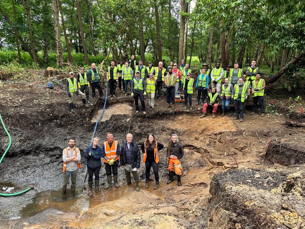 Defense POW/MIA Accounting Agency Partner Excavates possible WWII Era Crash Sites in the United Kingdom