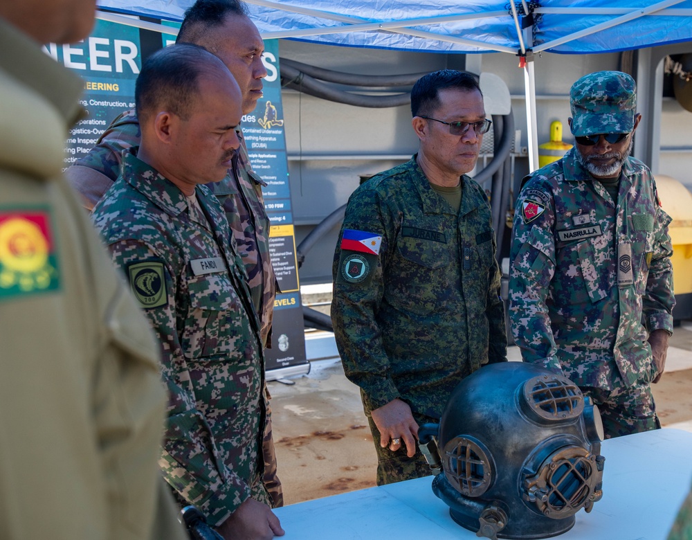 Senior Enlisted Allies visiting SSGT Robert T. Kuroda vessel