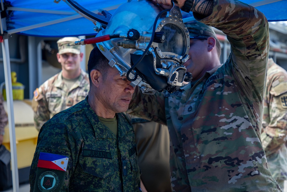 Senior Enlisted Allies visiting SSGT Robert T. Kuroda vessel