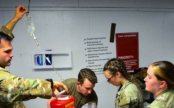 Pennsylvania Army National Guard medical Soldiers participate in mass casualty training