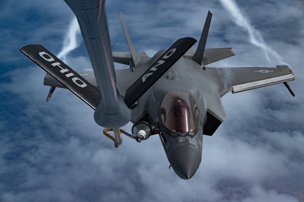 The U.S. Air Force conducts aerial refueling with U.S. Marines