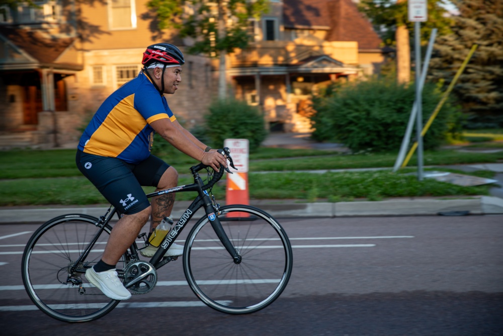 Team Navy cyclists conduct course familiarization during Warrior Games 2025