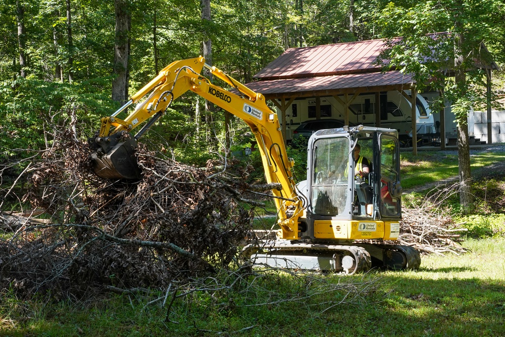 Private property debris recovery restarted in Polk County