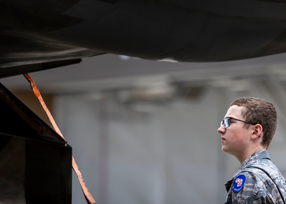 F-22 Demonstration Team Meets With Civil Air Patrol Cadets
