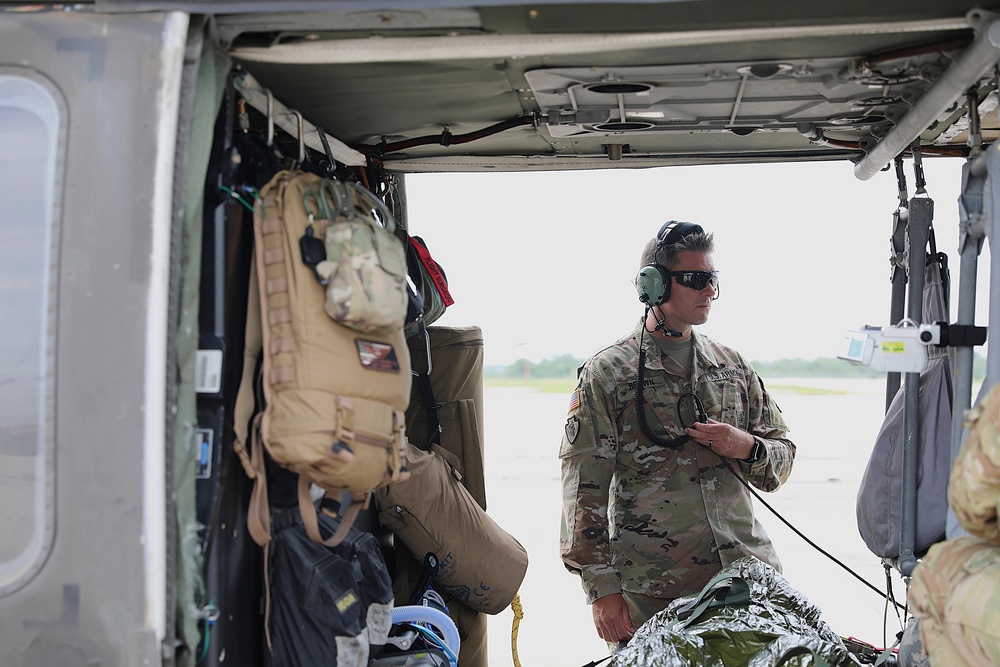 2-149 General Support Aviation Battalion Conducts Medical and Tail to Tail Training