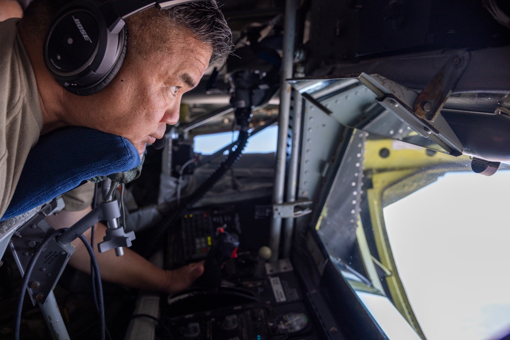U.S. KC-135 and Australian F-35 refuel mission, Talisman Sabre 25