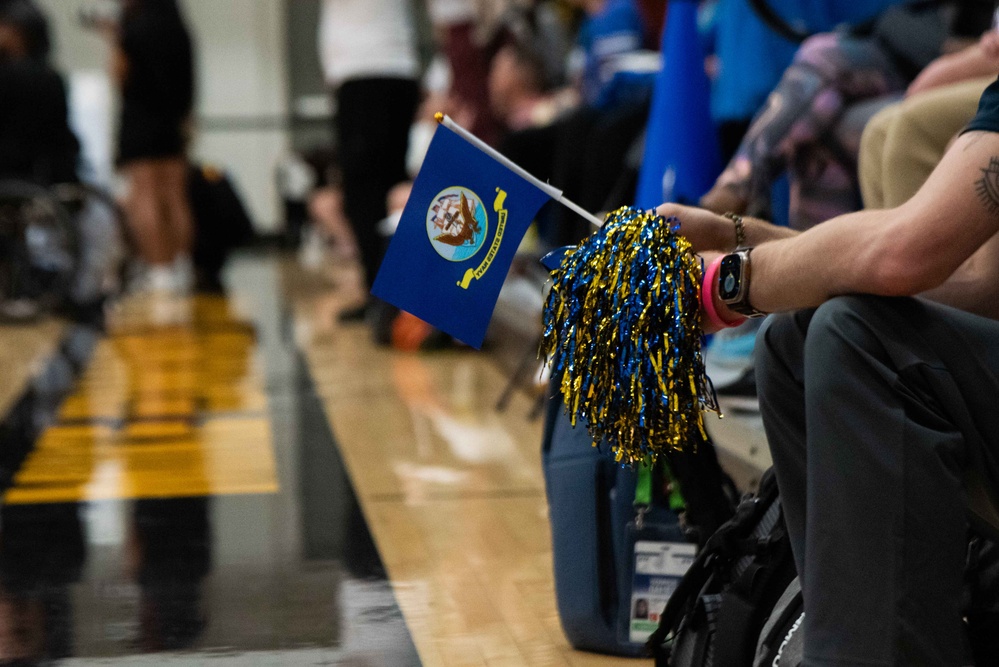 Team Navy competes in powerlifting during Warrior Games 2025
