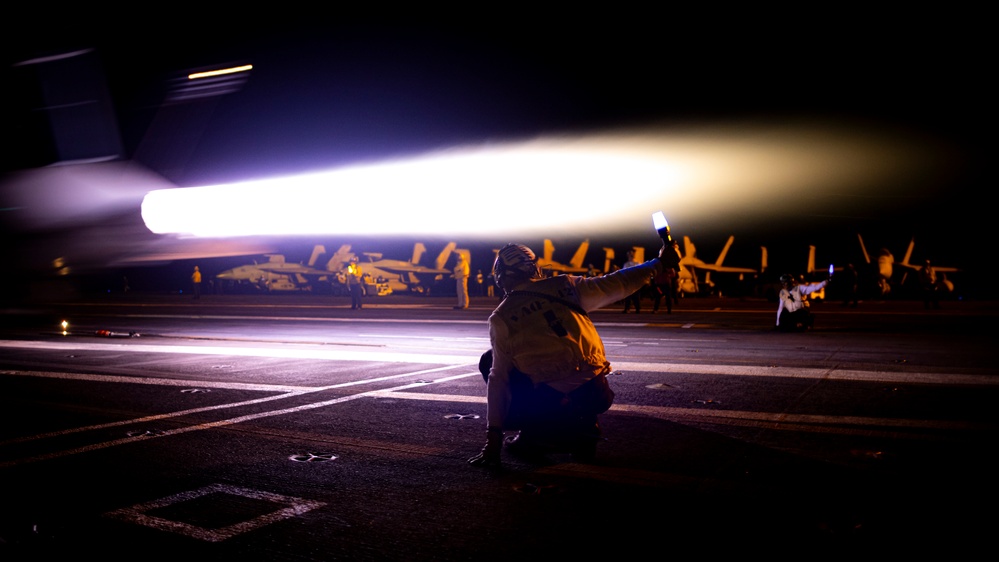 USS Gerald R. Ford (CVN 78) Conducts Flight Operations at Night