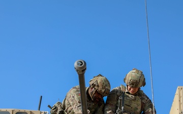 10th Mountain Conducts Weapons Training