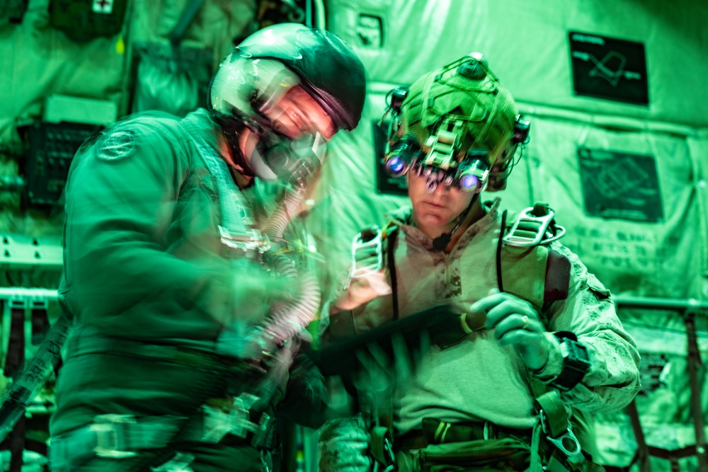 SLTE 4-25: 2d Recon Night Freefall