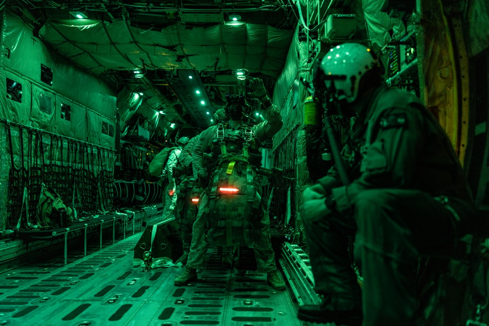 SLTE 4-25: 2d Recon Night Freefall