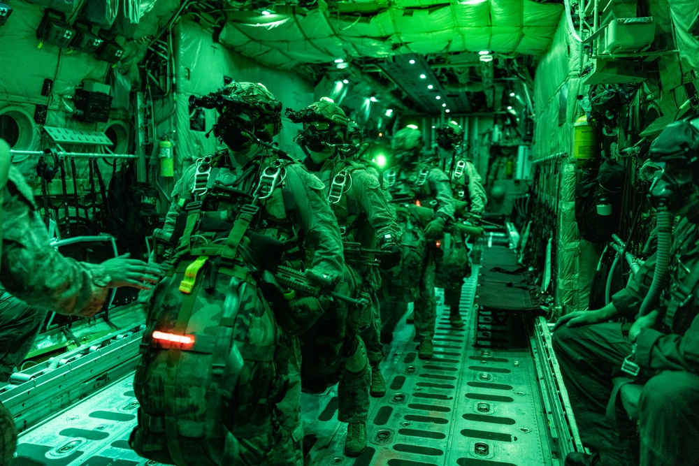 SLTE 4-25: 2d Recon Night Freefall