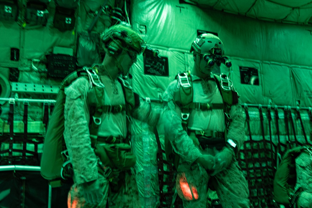 SLTE 4-25: 2d Recon Night Freefall