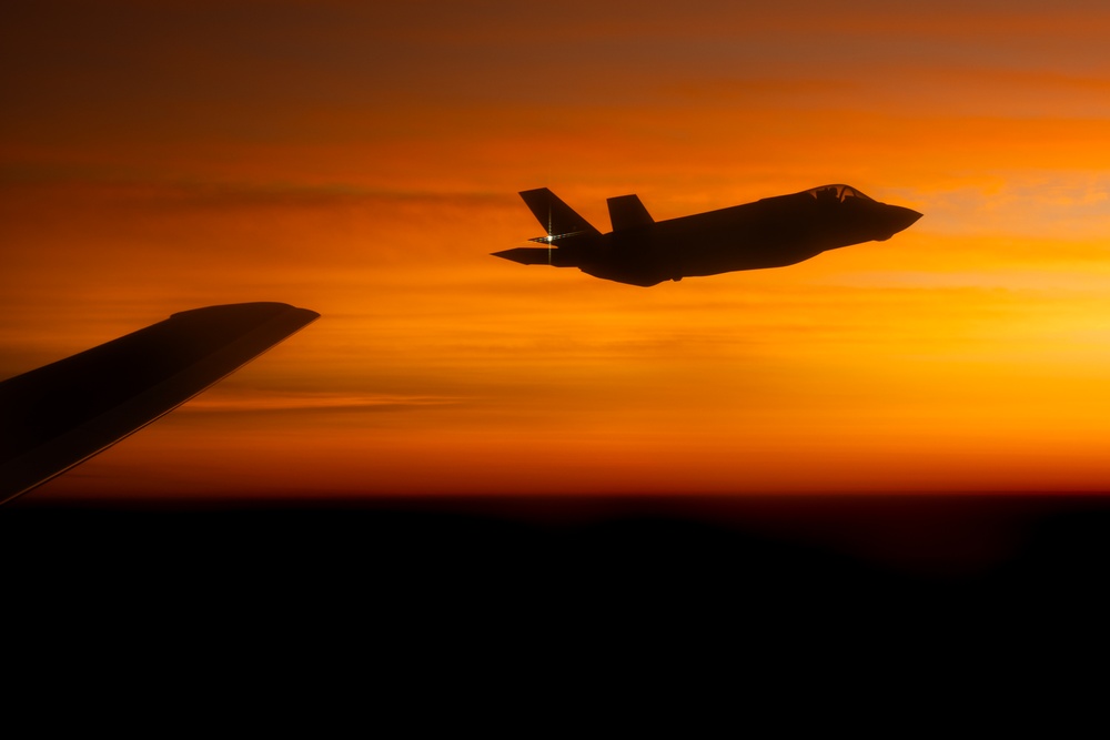 KC-46 integrates with RAAF for bilateral refueling during Talisman Sabre 25