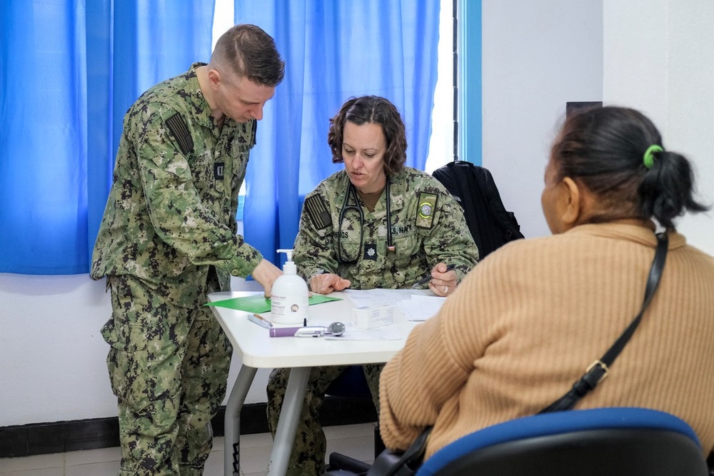 Pacific Partnership 2025 Medical Team Conducts Health Engagements in Nuku’Alofa, Tonga