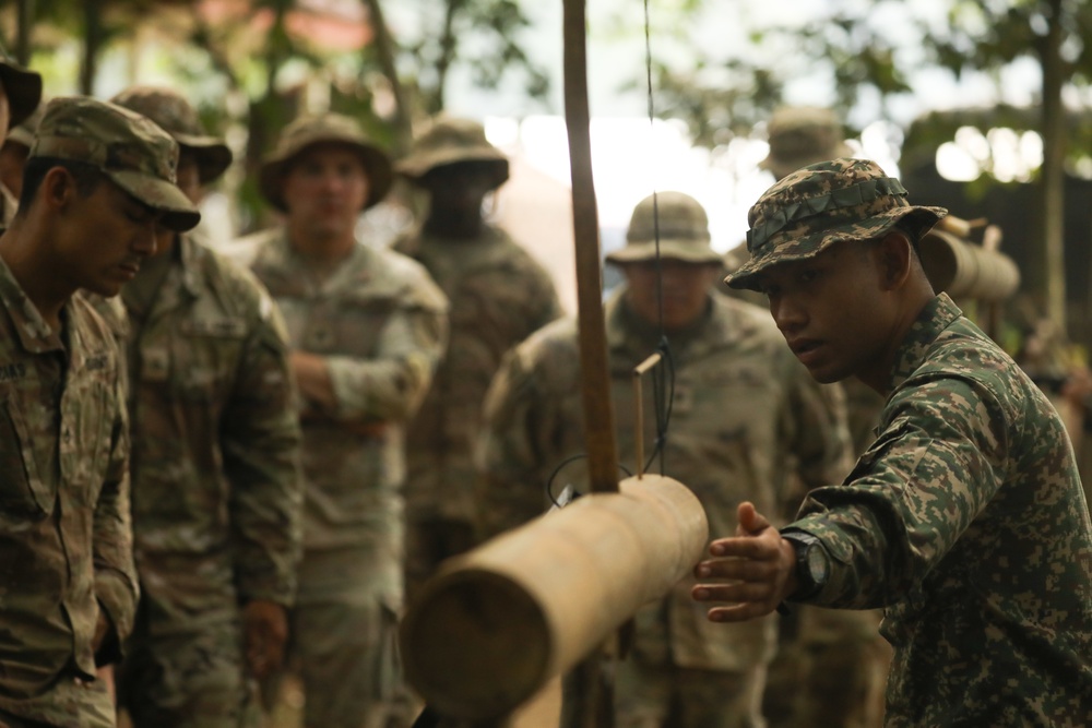 Survival in the Tropics: Malaysian Army Shares Essential Jungle Training with U.S. and Australian Soldiers