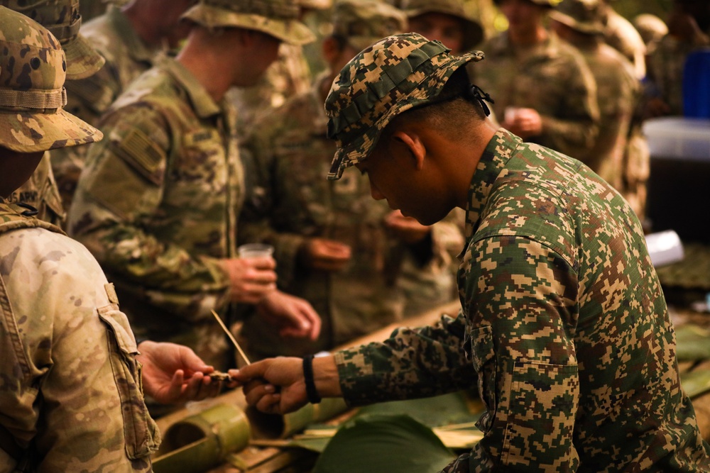 Survival in the Tropics: Malaysian Army Shares Essential Jungle Training with U.S. and Australian Soldiers