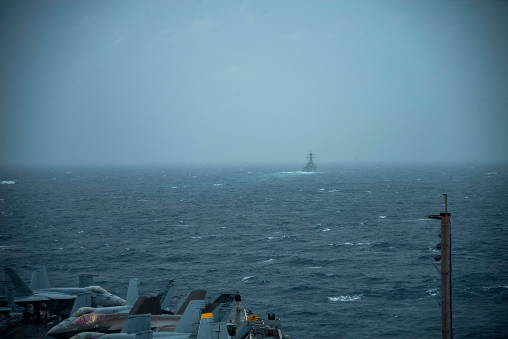 USS Carl Vinson (CVN 70) Transits the Balabac Strait