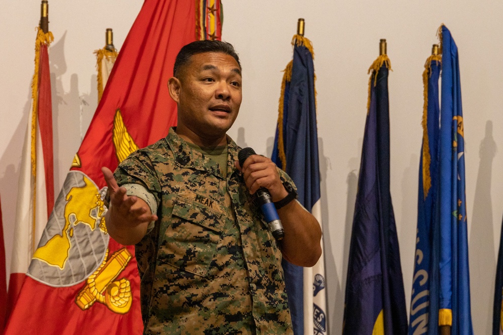 Sgt. Maj. Meak relinquishes post during MALS-36 relief ceremony