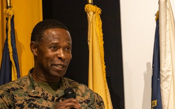 Sgt. Maj. Meak relinquishes post during MALS-36 relief ceremony