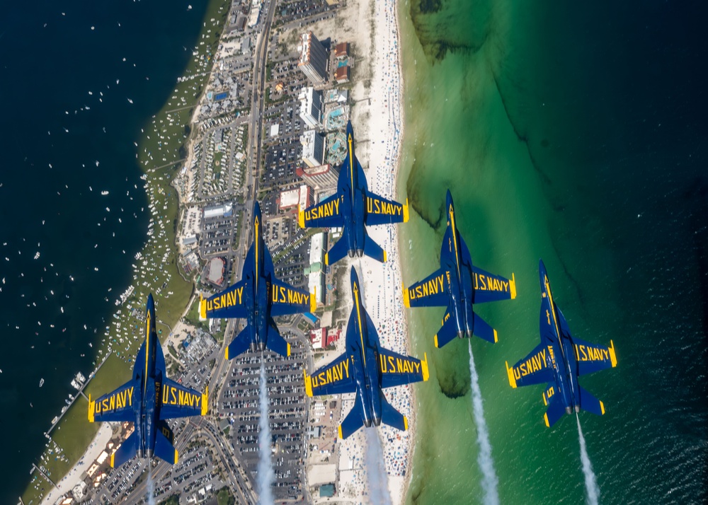 The U.S. Navy Flight Demonstration Squadron, the Blue Angels’ perform at the Pensacola Beach Air Show