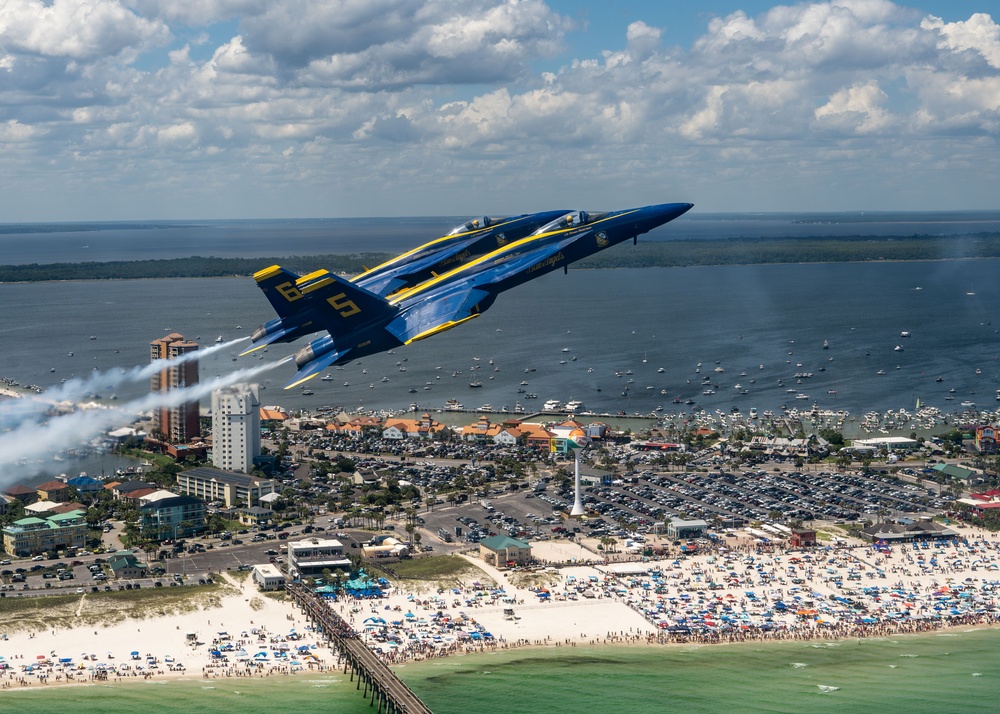 The U.S. Navy Flight Demonstration Squadron, the Blue Angels’ perform at the Pensacola Beach Air Show