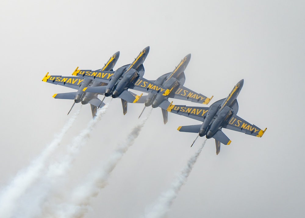 The U.S. Navy Flight Demonstration Squadron, the Blue Angels’ perform at the Sun 'n Fun Aerospace Expo