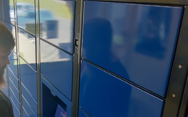 Lockers new and blue