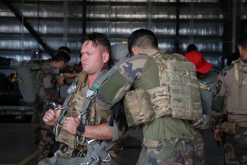11th Airborne Division Parachute Training
