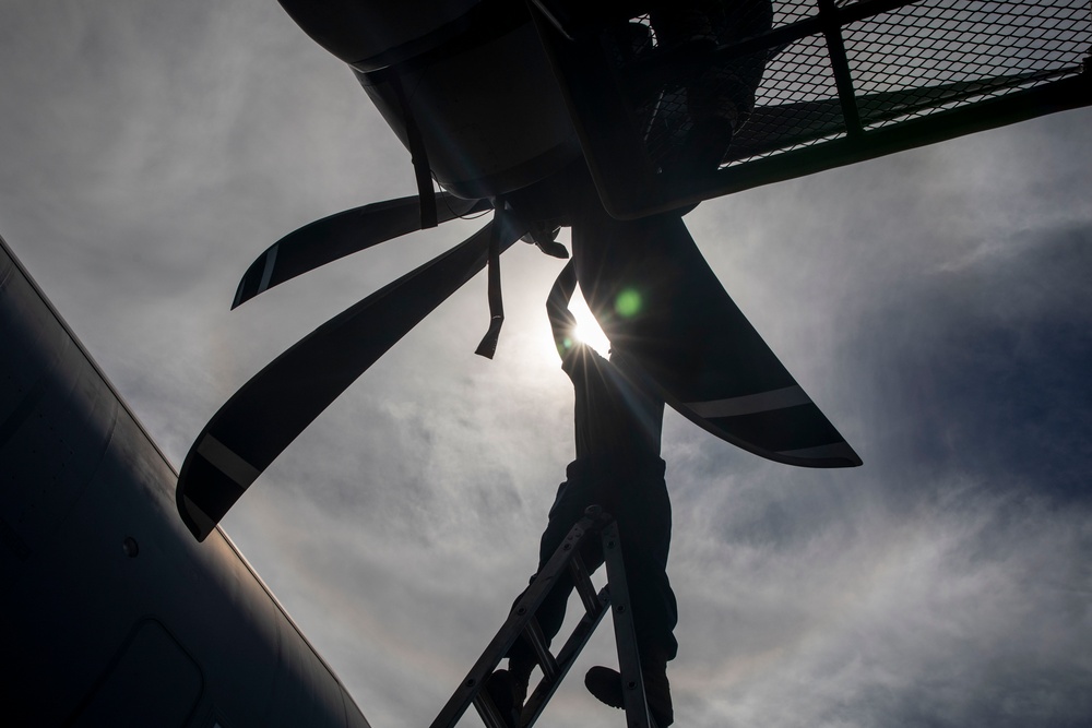 U.S. Marines perform maintenance during Talisman Sabre 25