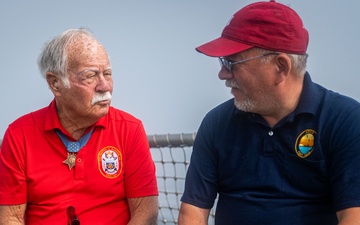 Namesake Visits Pre-Commissioning Unit Harvey C. Barnum Jr. (DDG 124)