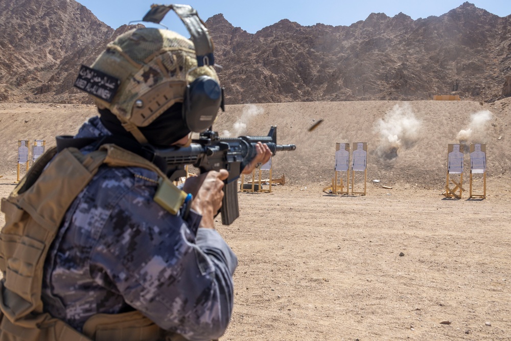 Native Fury 25: U.S. and Jordanian Marines conduct Table 5 of the Combat Marksmanship Program 