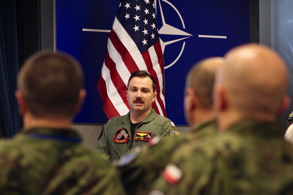 Combined Air Operations Centre Uedem visits U.S. VP Squadrons