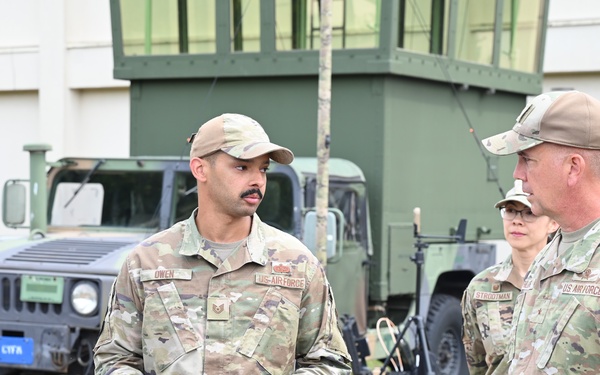 ACC/A6 visits 435th Air Ground Operations Wing