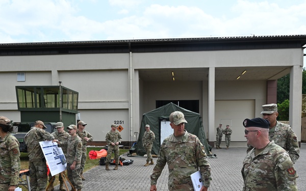 ACC/A6 visits 435th Air Ground Operations Wing