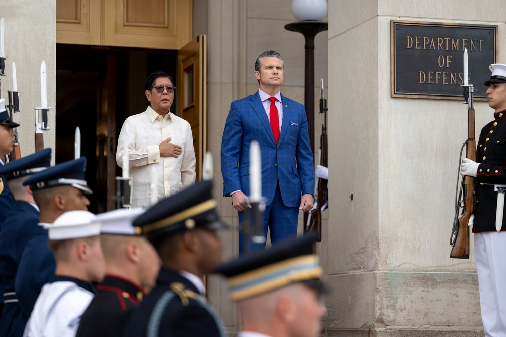 SD Hosts Philippine President Marcos at the Pentagon