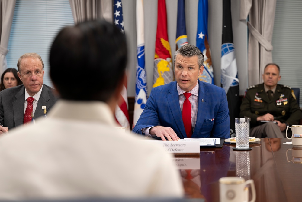 SD Hosts Philippine President Marcos at the Pentagon