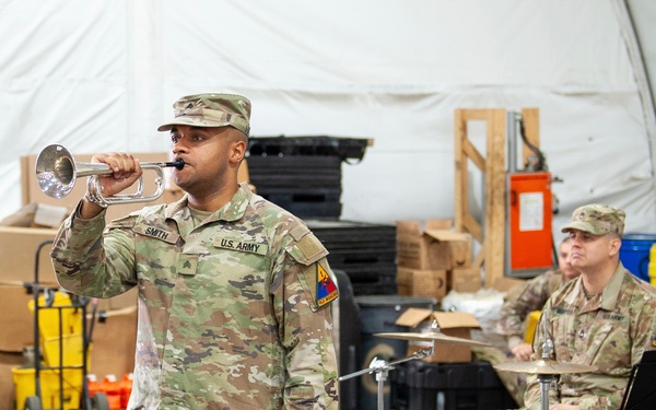 1st Armored Division Band Supports 1st Armored Division Artillery Brigade Change of Responsibility Ceremony