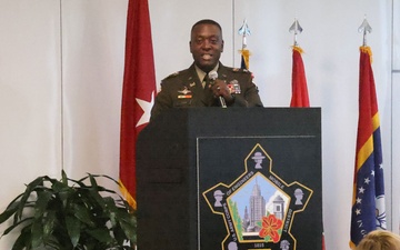 Shaw assumes command of Mobile District