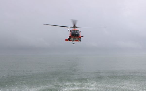 Coast Guard Cutter Escanaba and Air Station Elizabeth City crew members conduct helicopter-ship qualification training in the Chesapeake Bay