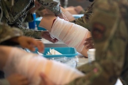 Holloman medics enhance fitness and expeditionary capabilities in Medic-X exercise