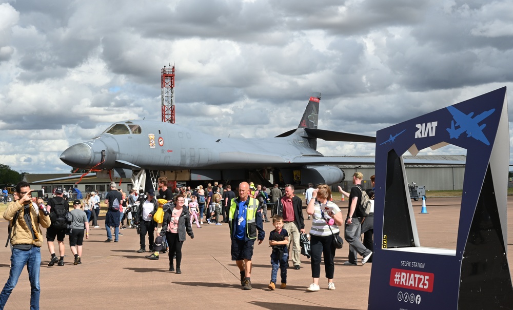 Ellsworth B-1B Lancer showcased at final day of RIAT 2025