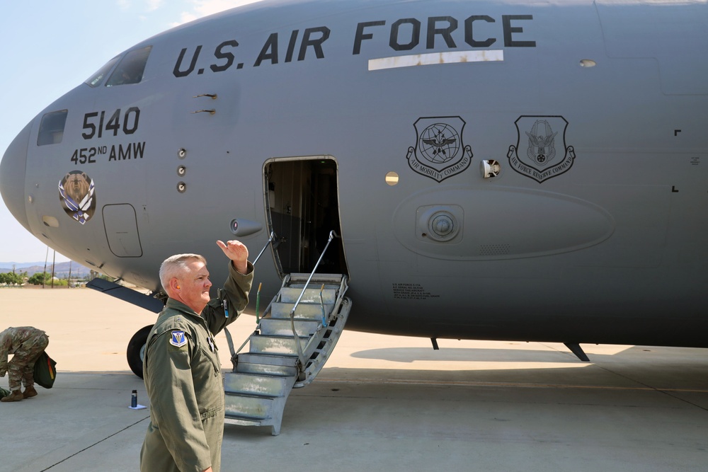 Fourth Air Force Commander C-17 Flight