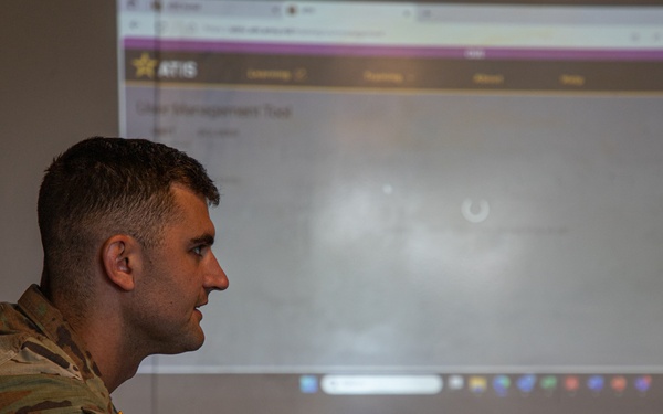 2-87 IN Receives Hands On Engagement with ATIS